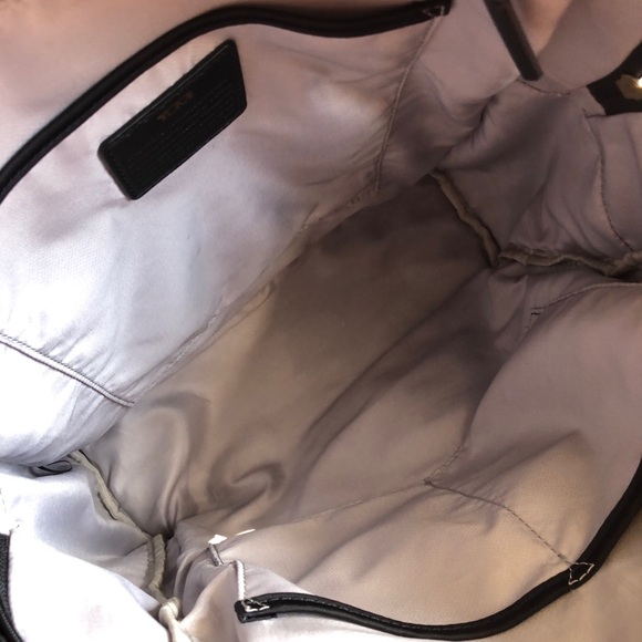 Tumi voyager Carson backpack - gold hardware - Picture 11 of 15